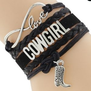 👢👢Adorable cowgirl love bracelet👢👢